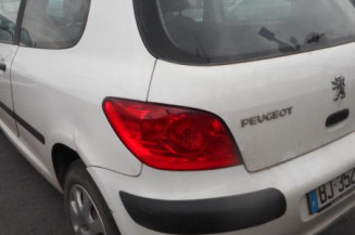 Poignee interieur avant droit PEUGEOT 307