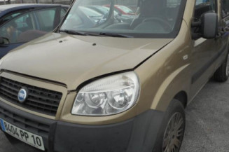 Porte laterale gauche FIAT DOBLO 1