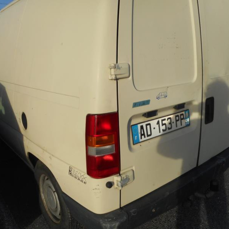 Poignee porte avant gauche FIAT SCUDO 1 Photo n°7