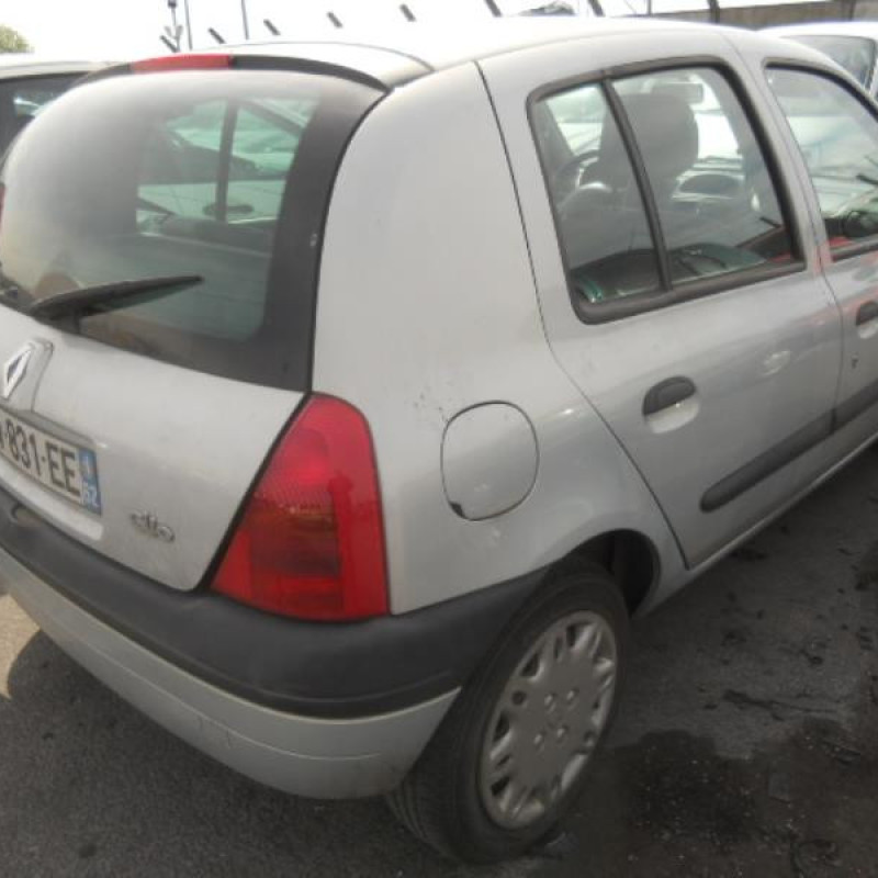 Pivot de moyeu arriere droit RENAULT CLIO 2 Photo n°3