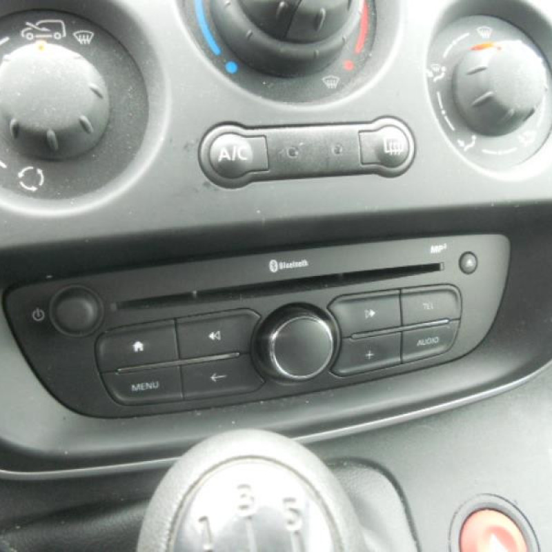 Ecran GPS RENAULT KANGOO 2 Photo n°9