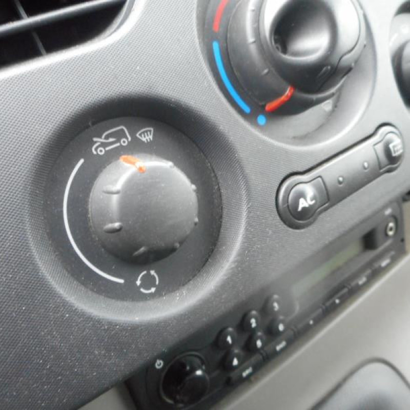 Poignee interieur porte laterale gauche RENAULT KANGOO 2 Photo n°9