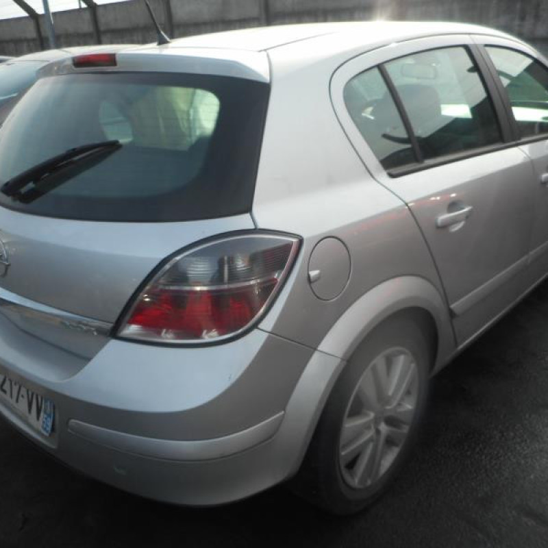 Cric (Ensemble depannage) OPEL ASTRA H Photo n°4