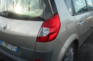 Poignee porte avant gauche RENAULT SCENIC 2