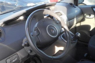 Poignee porte avant gauche RENAULT SCENIC 2