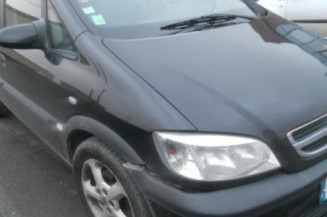 Pare choc arriere OPEL ZAFIRA A