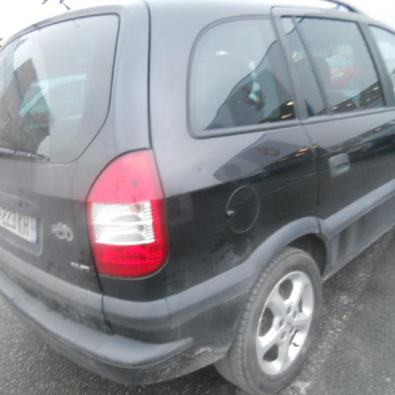 Pare choc arriere OPEL ZAFIRA A Photo n°7