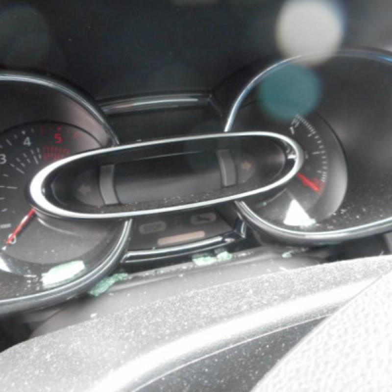 Poignee interieur arriere droit RENAULT CLIO 4 Photo n°13