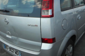 Anti brouillard arriere gauche OPEL MERIVA A