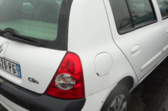 Poignee porte avant gauche RENAULT CLIO 2