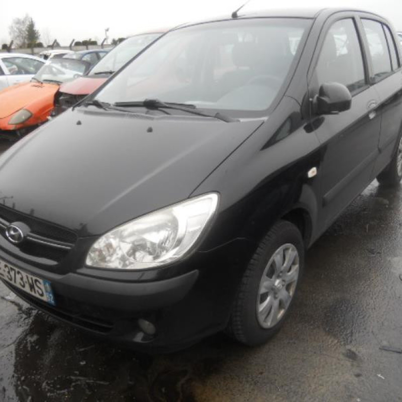 Etrier arriere droit (freinage) HYUNDAI GETZ Photo n°1