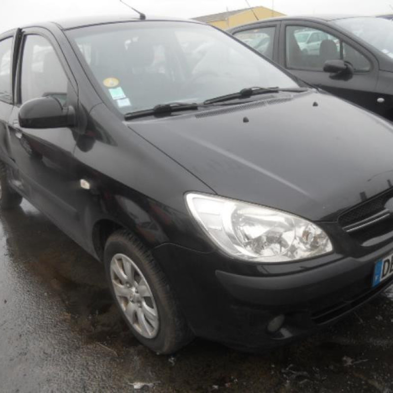 Etrier arriere droit (freinage) HYUNDAI GETZ Photo n°2