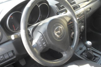 Feu arriere secondaire droit (feux) MAZDA 3 1