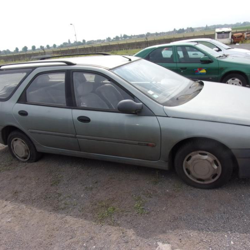 Optique avant secondaire droit (feux)(clignotant) RENAULT LAGUNA 1 Photo n°4