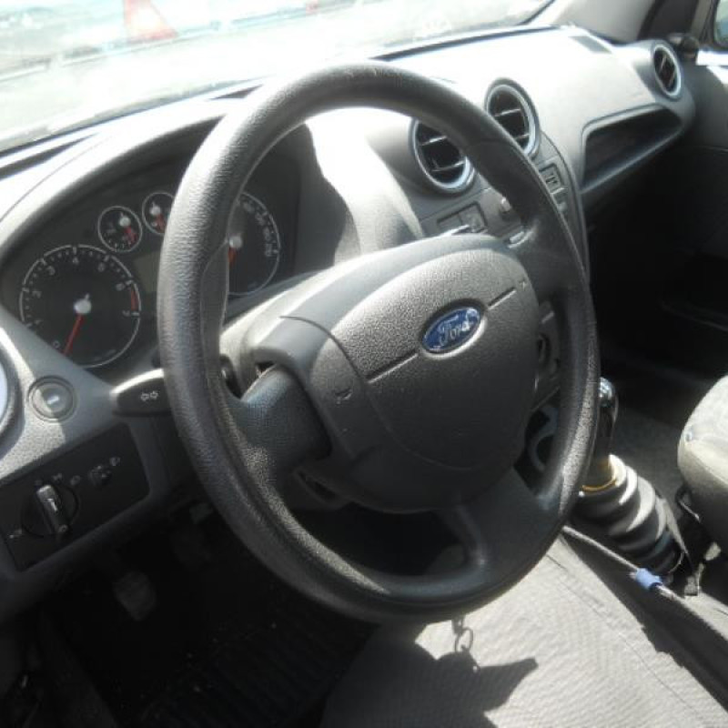 Pompe de direction FORD FIESTA 5 Photo n°8