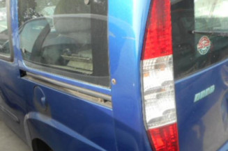 Porte laterale gauche FIAT DOBLO 1