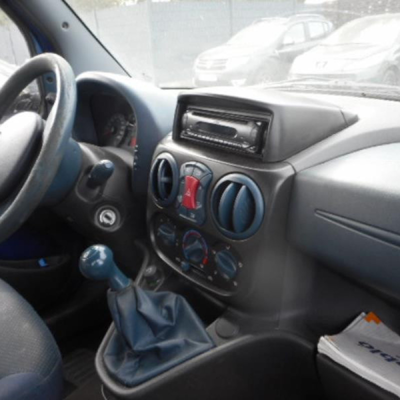 Porte laterale gauche FIAT DOBLO 1 Photo n°6