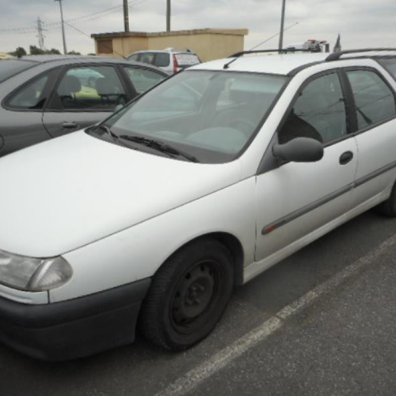 Optique avant secondaire droit (feux)(clignotant) RENAULT LAGUNA 1 Photo n°3