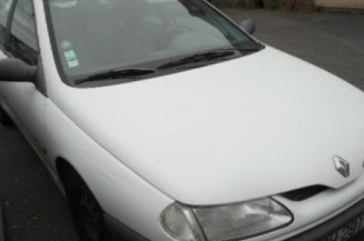 Optique avant secondaire droit (feux)(clignotant) RENAULT LAGUNA 1