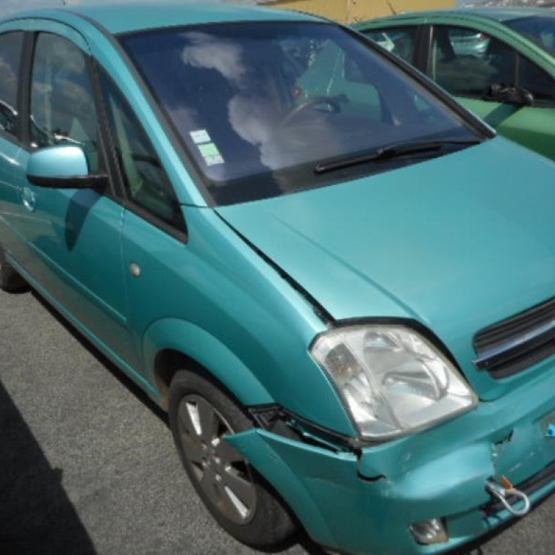 Feu factice arriere droit OPEL MERIVA A Photo n°4