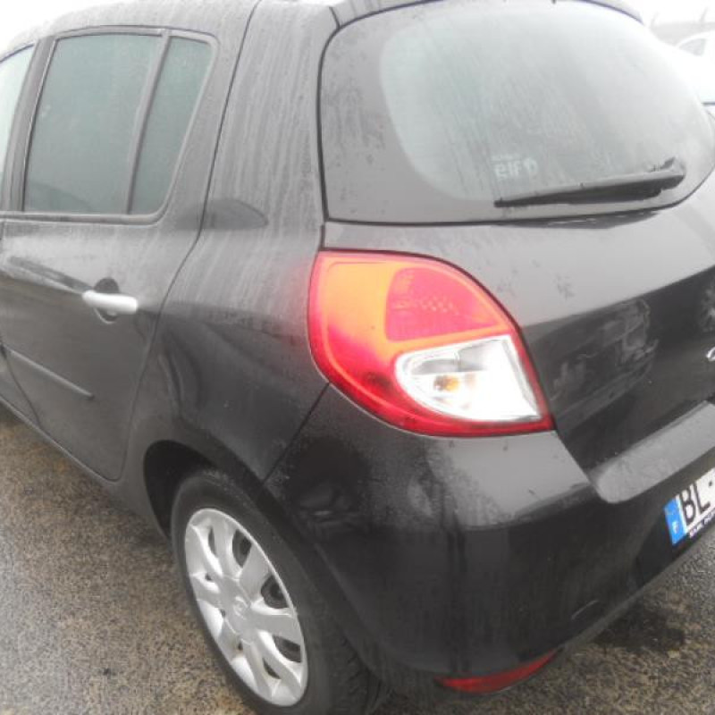 Ecran GPS RENAULT CLIO 3 Photo n°8