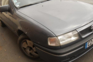 Optique avant secondaire droit (feux)(clignotant) OPEL VECTRA A