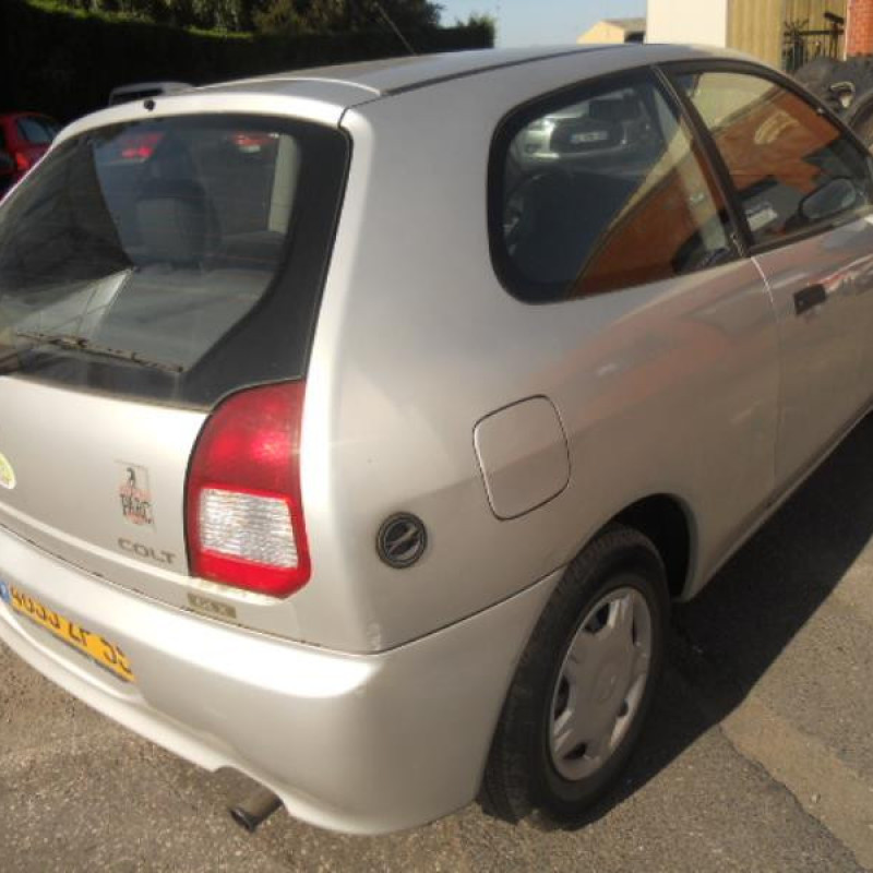 Alternateur MITSUBISHI COLT 5 Photo n°5