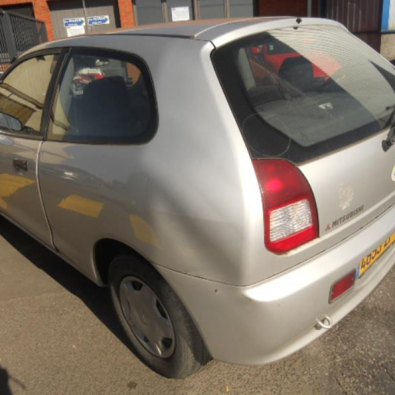 Alternateur MITSUBISHI COLT 5 Photo n°6