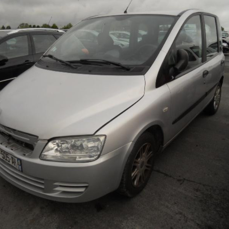 Vitre arriere droit FIAT MULTIPLA Photo n°1