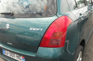 Custode arriere droit (porte) SUZUKI SWIFT 3