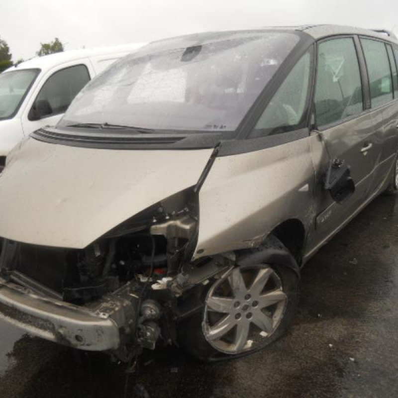 Anti brouillard arriere gauche RENAULT GRAND ESPACE 4 Photo n°3