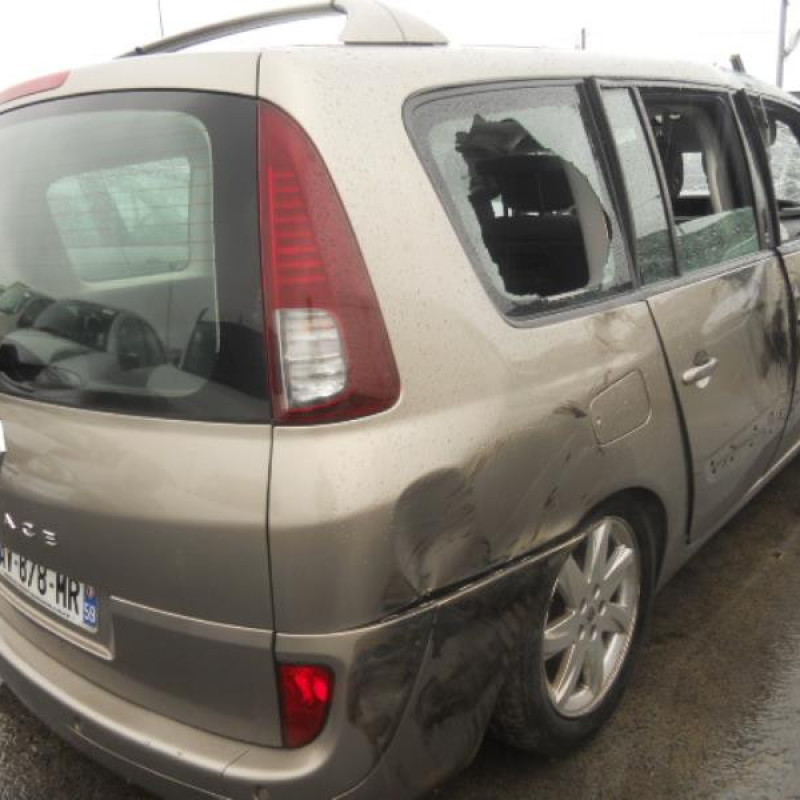 Anti brouillard arriere gauche RENAULT GRAND ESPACE 4 Photo n°6