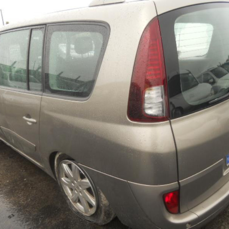 Anti brouillard arriere gauche RENAULT GRAND ESPACE 4 Photo n°7