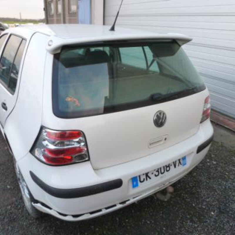 Debitmetre VOLKSWAGEN GOLF 4 Photo n°6