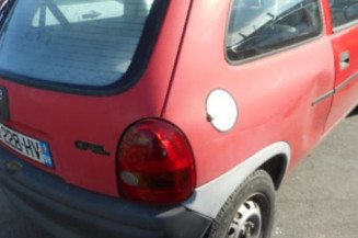 Pare choc arriere OPEL CORSA B