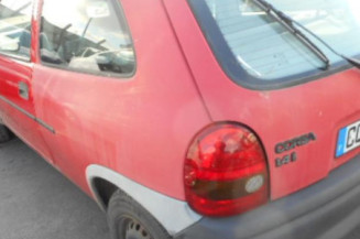 Pare choc arriere OPEL CORSA B