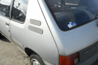 Custode arriere gauche PEUGEOT 205