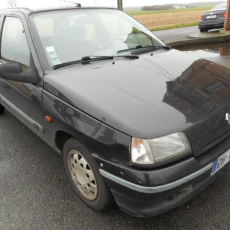 Pompe lave glace arriere RENAULT CLIO 1 Photo n°5