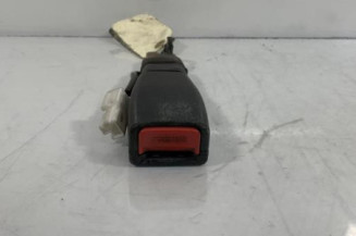 Attache ceinture avant gauche HYUNDAI GETZ Photo n°1