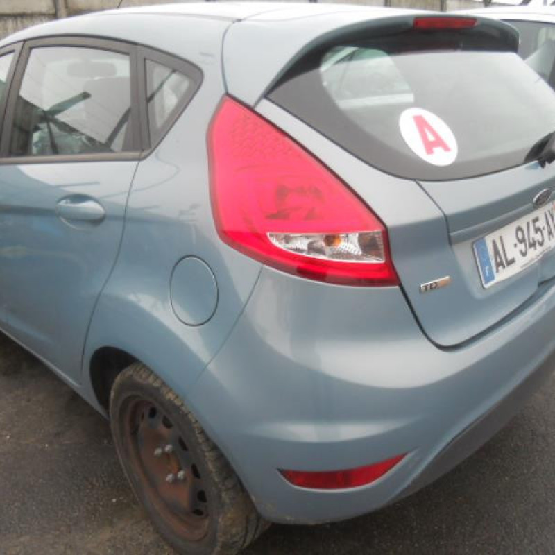 Vitre arriere droit FORD FIESTA 6 Photo n°6