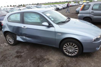 Custode arriere droit ALFA ROMEO 147