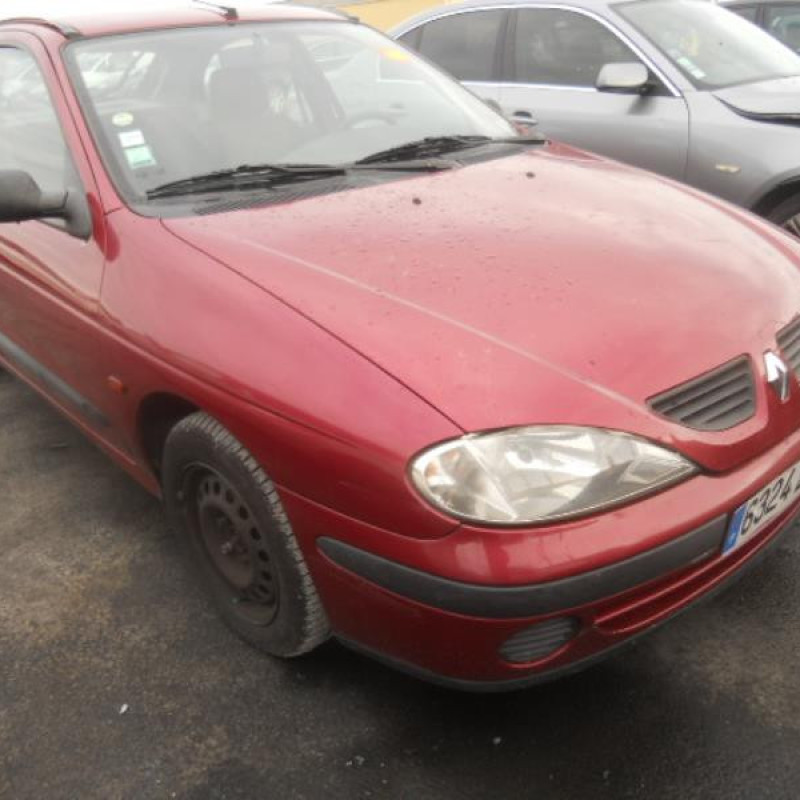 Vitre arriere droit RENAULT MEGANE 1 Photo n°2