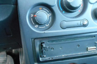 Poignee interieur avant droit RENAULT CLIO 3