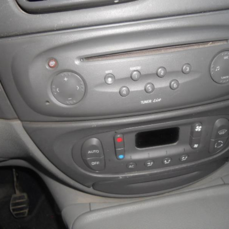 Poignee interieur arriere droit RENAULT SCENIC 1 Photo n°9