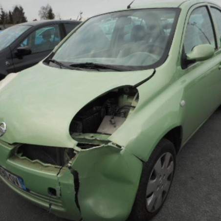 Vitre arriere droit NISSAN MICRA 3 Photo n°1