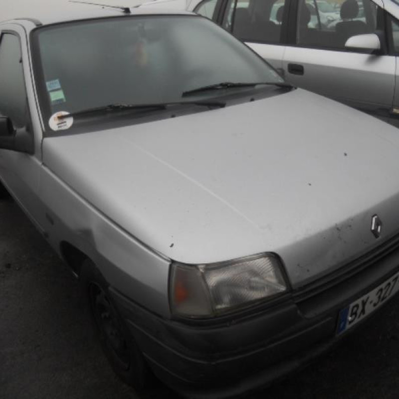 Poignee interieur arriere gauche RENAULT CLIO 1 Photo n°5