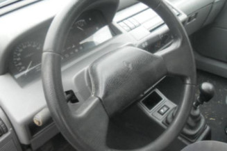 Poignee interieur arriere gauche RENAULT CLIO 1