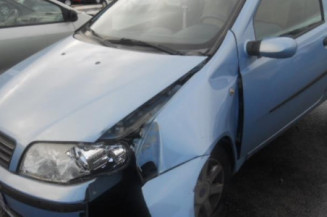 Feu arriere secondaire droit (feux) FIAT PUNTO 2