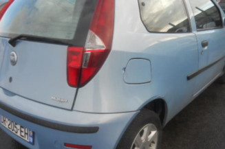 Feu arriere secondaire droit (feux) FIAT PUNTO 2