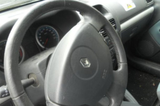 Poignee interieur arriere droit RENAULT CLIO 2